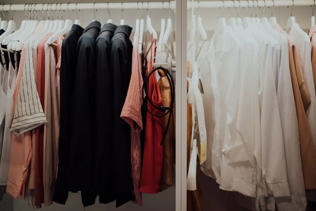 Photo second-hand wardrobe