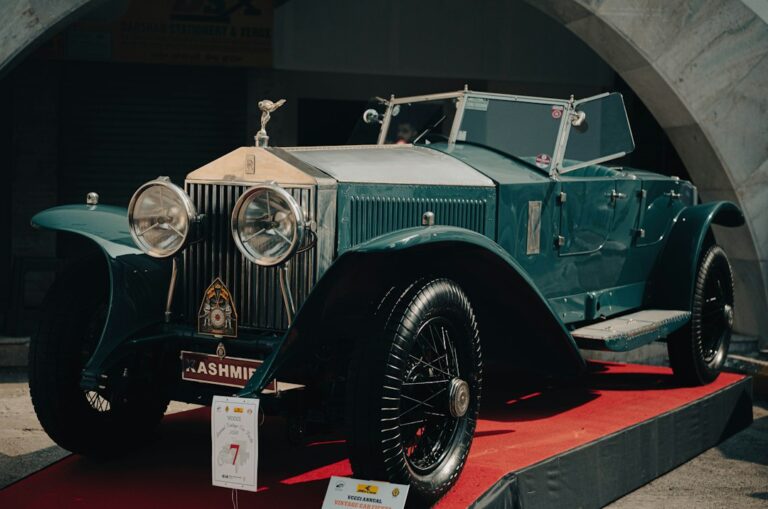 Photo expose antique collections