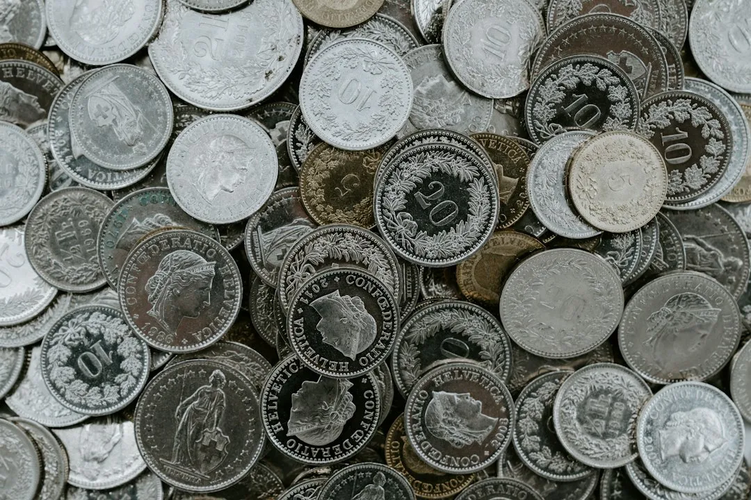 Photo coin and stamp collecting guide
