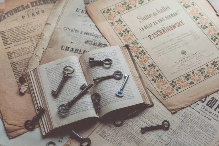 Photo authentic vintage antique identification guide